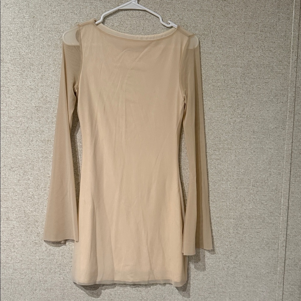 Elegant Beige Long Sleeve Dress